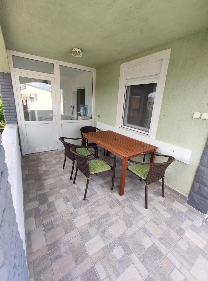 Apartman Pilcik Apartman Vir Kültér fotó